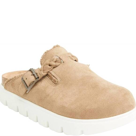 VERY G Shoes - NEW VERY G women's cali slip-on casual clog in taupe